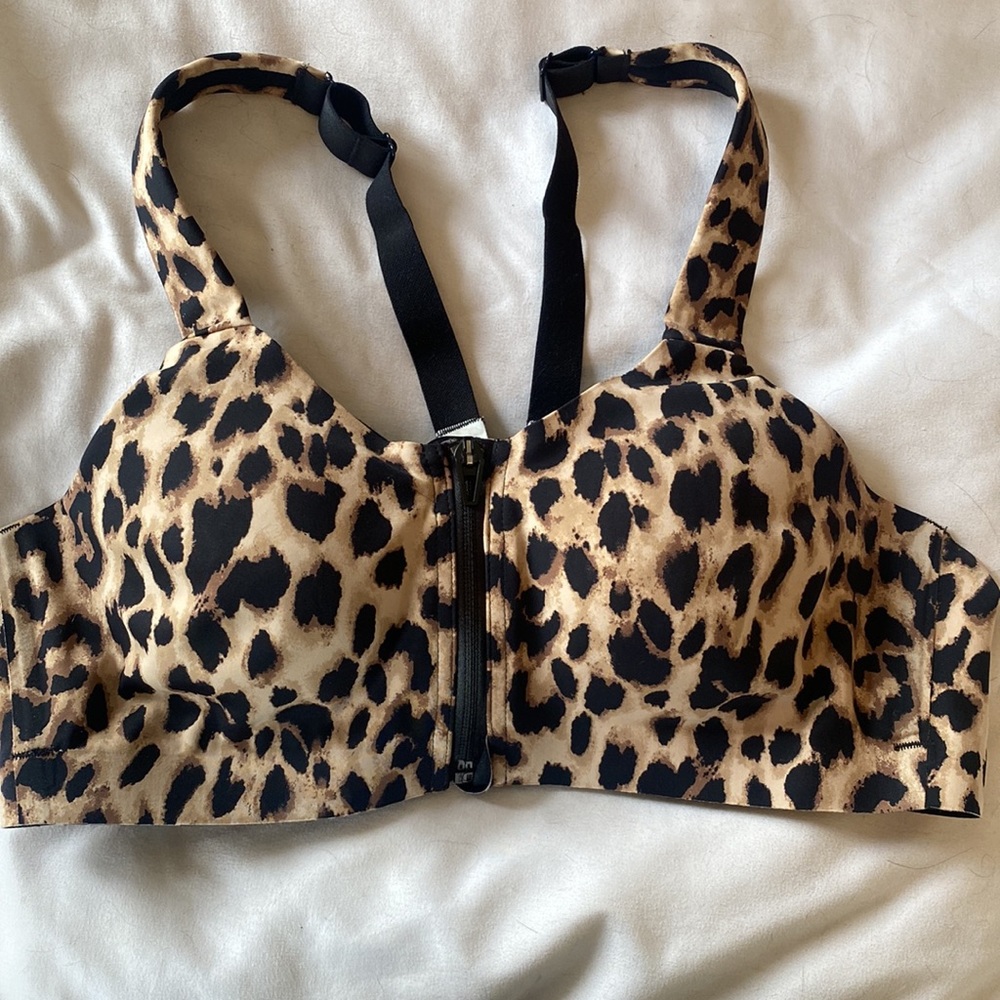 Knockout by Victoria Secret 36B